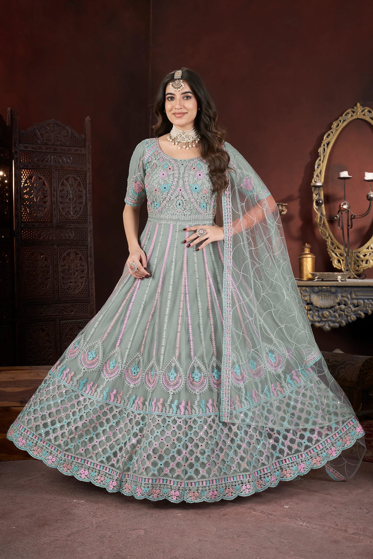 Zarkan Work Gown